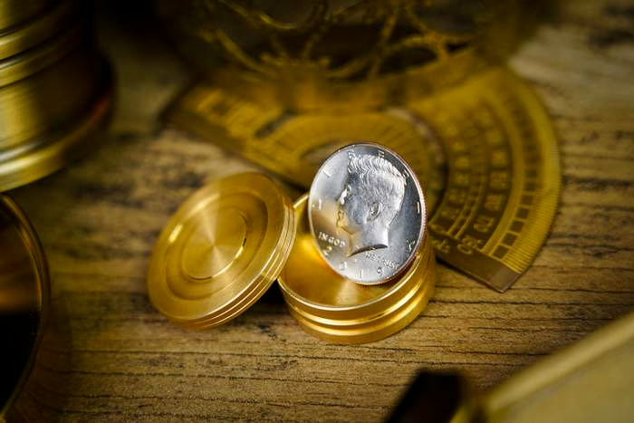 Magnetic Coin Box by Artisan Coin (Mp4 Video Magic Download 1080p FullHD Quality)