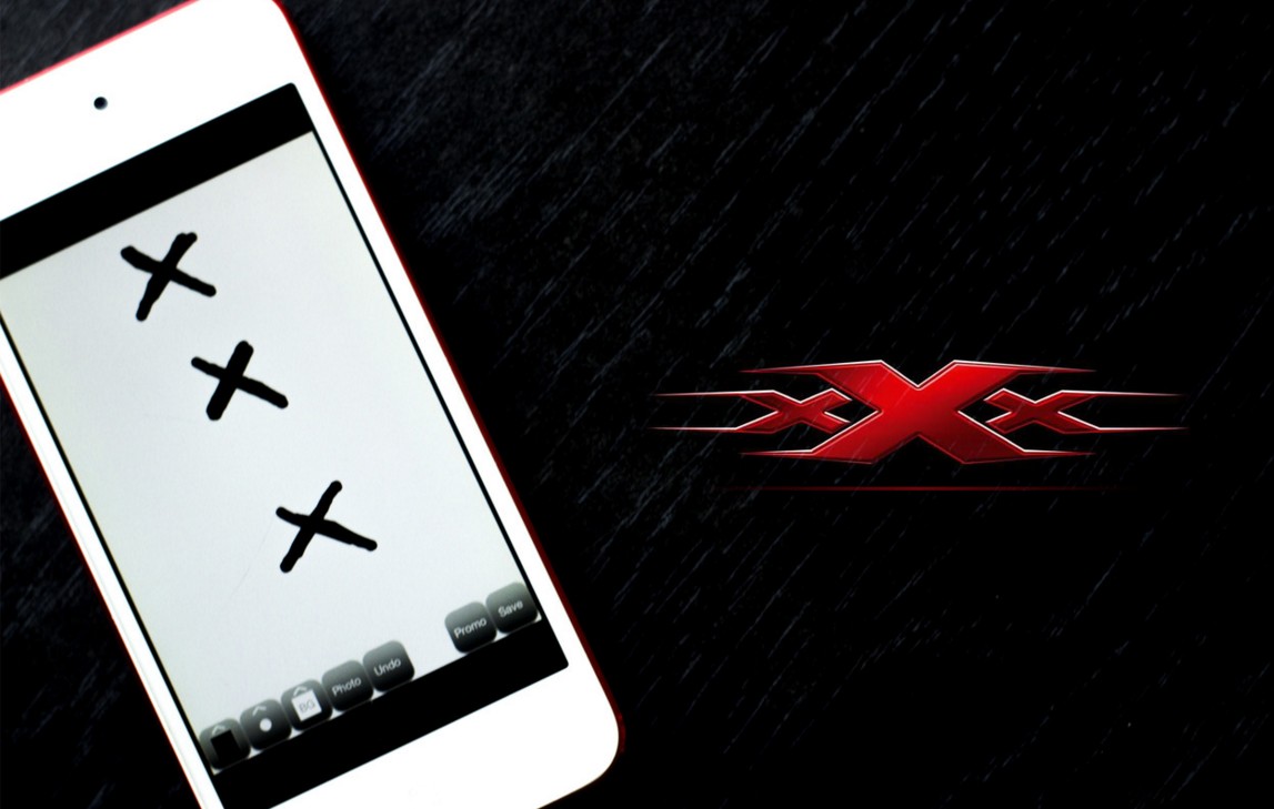 xXx by Ilyas Seisov (Video Download)